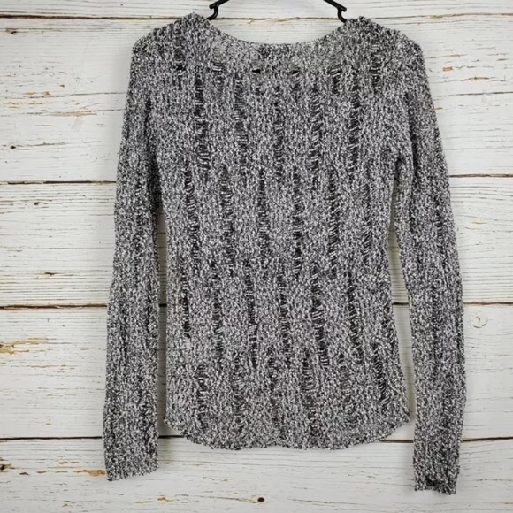 Jessica Simpson Black & White Open Knit Sweater - Picture 3 of 5